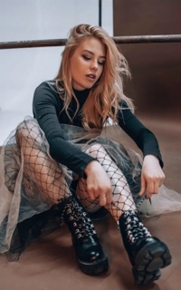 Шлюха Аня 32892 Шлюха Аня 32892